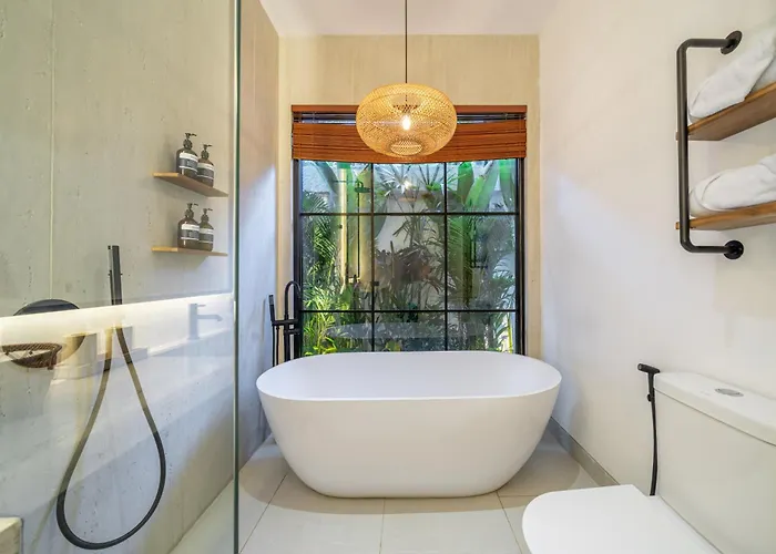 Sorento By Dh - Tropical Retreat With Jungle Views & Pool