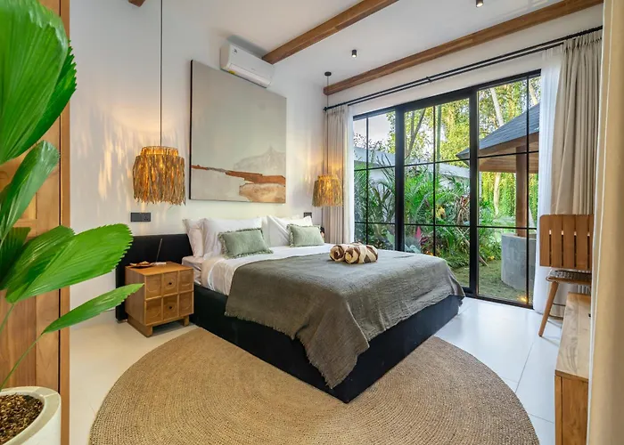 ヴィラ Sorento By Dh - Tropical Retreat With Jungle Views & Pool *