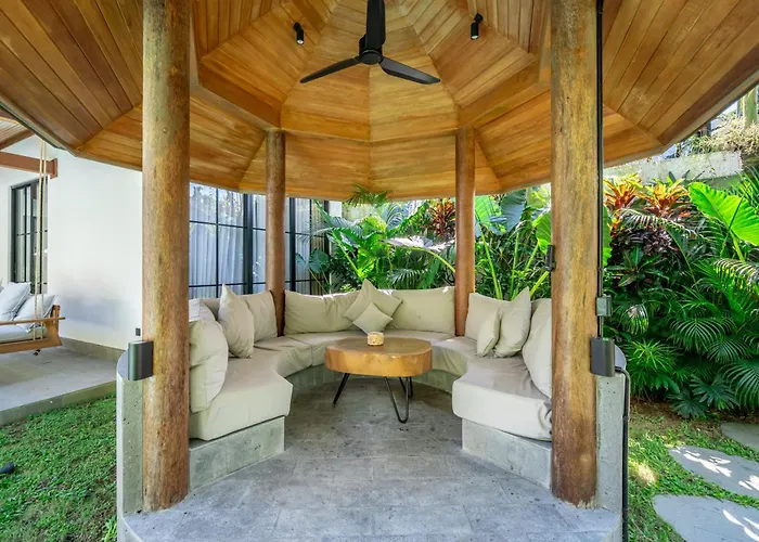 Sorento By Dh - Tropical Retreat With Jungle Views & Pool *
